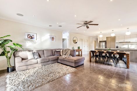 Property photo of 22 Arum Walk Mernda VIC 3754