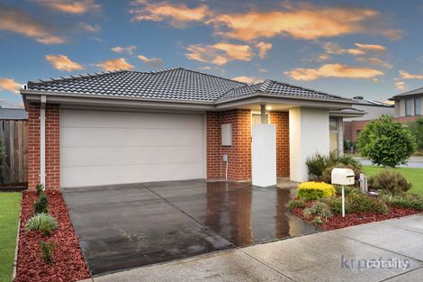 Property photo of 7 Millicent Parade Officer VIC 3809