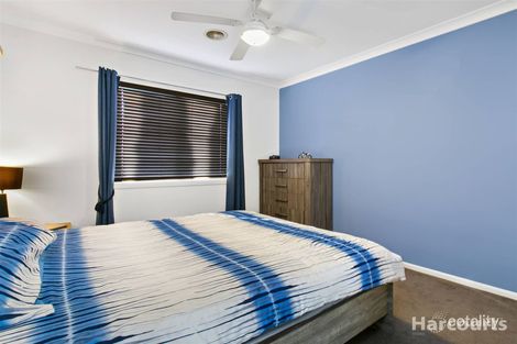 Property photo of 1 Honey Myrtle Way Cranbourne VIC 3977