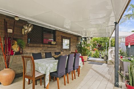 Property photo of 2/22 Stephenson Street Labrador QLD 4215