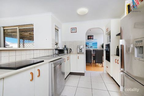 Property photo of 30 Coonang Crescent Warana QLD 4575