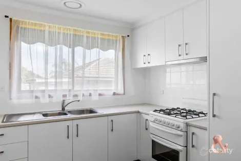 Property photo of 2/206 Spring Street Reservoir VIC 3073