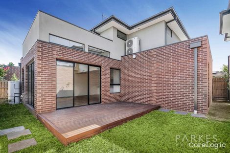 Property photo of 2/38 Greendale Road Doncaster East VIC 3109