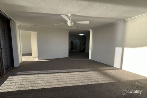 Property photo of 25/8 Paradise Parade Paradise Point QLD 4216
