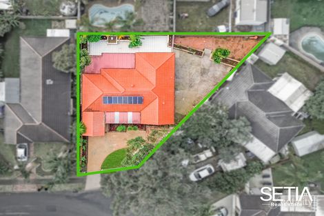Property photo of 17 Joadja Crescent Glendenning NSW 2761