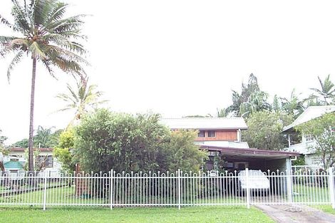 19 Miles St, Manoora, QLD 4870