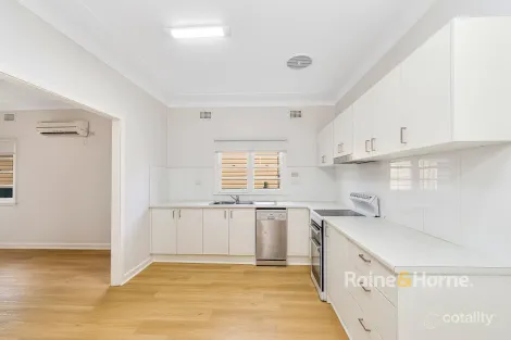 Property photo of 68 Brisbane Avenue Umina Beach NSW 2257
