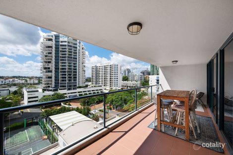 Property photo of 43/45 Deakin Street Kangaroo Point QLD 4169
