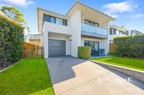 87 Hennessy Ave, Moorebank, NSW 2170