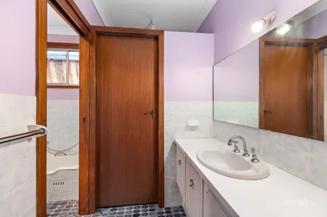 Property photo of 10 Caroona Close Adamstown Heights NSW 2289
