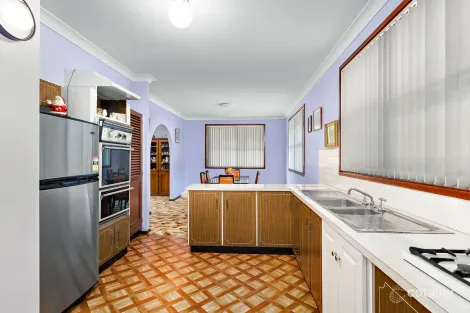 Property photo of 10 Caroona Close Adamstown Heights NSW 2289