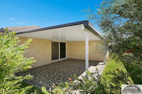 Property photo of 98 School Road Wynnum West QLD 4178