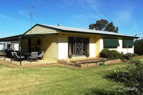 Property photo of 25-27 Talbot Street Quandialla NSW 2721