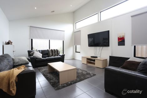 Property photo of 43 Golden Wattle Drive Mount Duneed VIC 3217