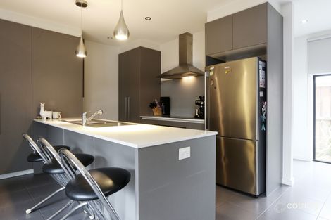 Property photo of 43 Golden Wattle Drive Mount Duneed VIC 3217