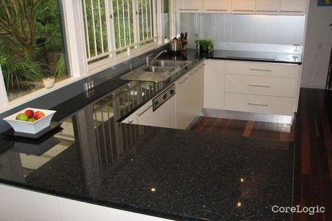 Property photo of 32 Lochiel Street Kenmore QLD 4069