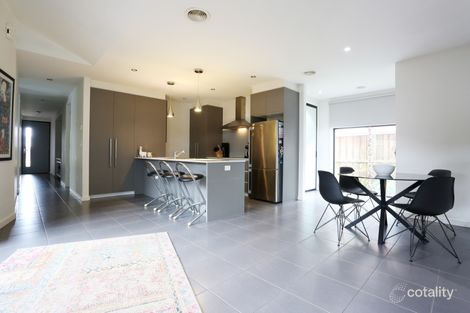 Property photo of 43 Golden Wattle Drive Mount Duneed VIC 3217