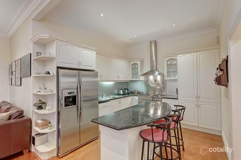 Property photo of 17 James Street Surrey Hills VIC 3127