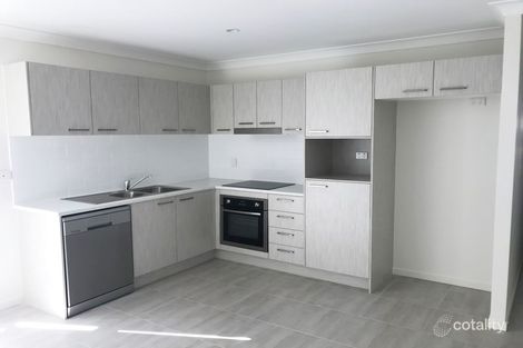 Property photo of 29 Kevin Mulroney Drive Flinders View QLD 4305