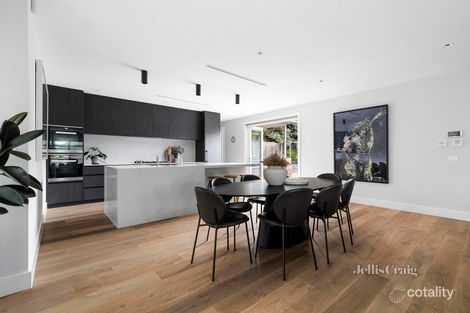 Property photo of 5 Cleve Grove Heidelberg VIC 3084