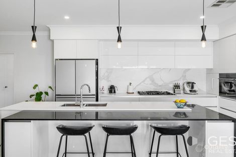 Property photo of 110A Collier Road Embleton WA 6062