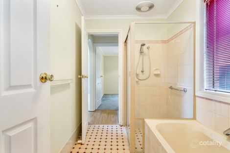 Property photo of 13 Spring Park Circuit Aberfoyle Park SA 5159