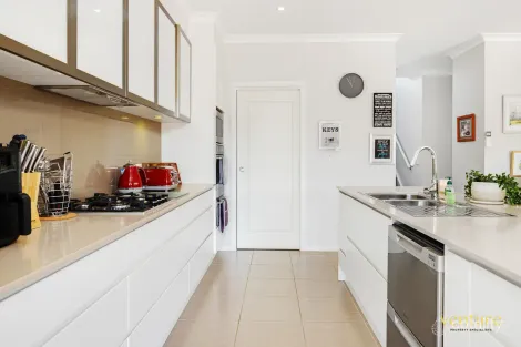 Property photo of 40 Lyrebird Place Bodalla NSW 2545