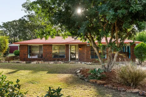 9 Clifford St, Meringandan West, QLD 4352