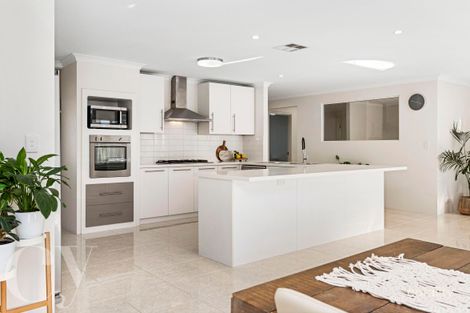 Property photo of 12 Aromatic Crescent Atwell WA 6164