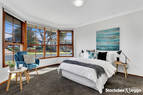 Property photo of 2 Rondor Close Westmeadows VIC 3049