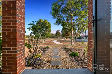 Property photo of 1/25 Lomandra Bowl Harkness VIC 3337