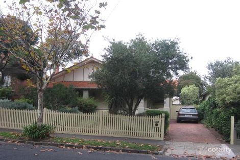 19 Selwyn Ave, Elwood, VIC 3184