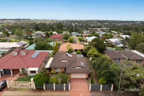 Property photo of 429 Hume Street Kearneys Spring QLD 4350