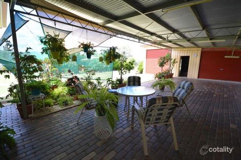 61 Vanneck St, Yangan, QLD 4371