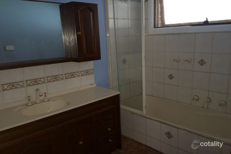 Property photo of 52 Hanleth Avenue Springvale VIC 3171