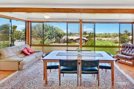 Property photo of 2 Coryule Street Battery Hill QLD 4551