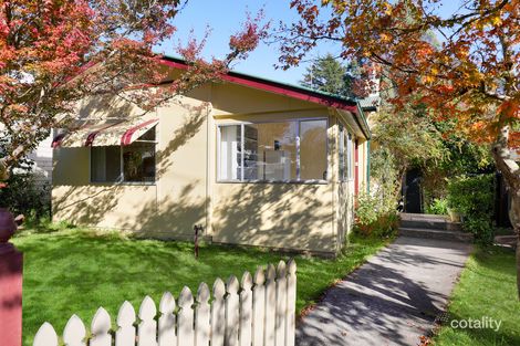 Property photo of 39 Freelander Avenue Katoomba NSW 2780