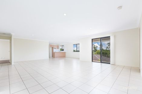 Property photo of 8 Dior Place Wulkuraka QLD 4305