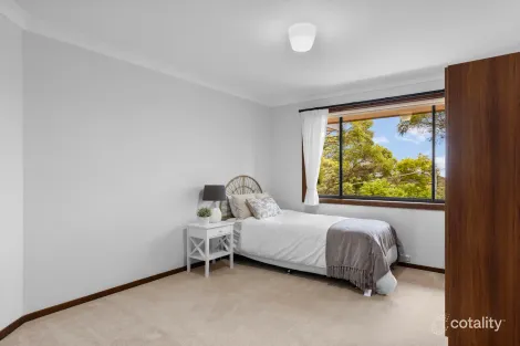 Property photo of 20 Hoddle Crescent Davidson NSW 2085