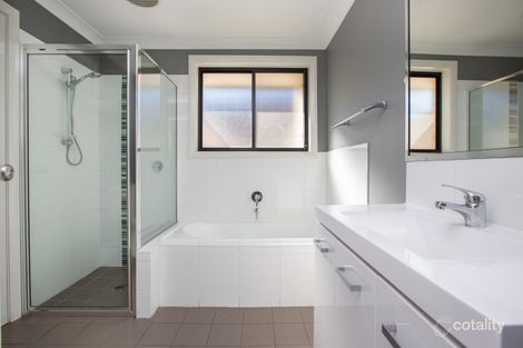 Property photo of 33 Orley Drive Oxley Vale NSW 2340