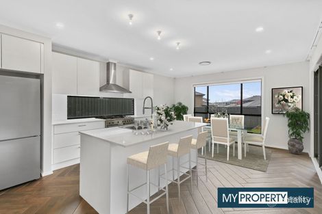 Property photo of 30 Mulvihill Crescent Denham Court NSW 2565