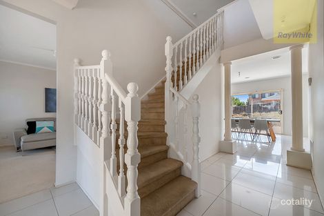 Property photo of 4 Monarch Way Craigieburn VIC 3064