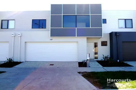 12 GRANDSTAND WAY, WOLLERT, VIC 3750