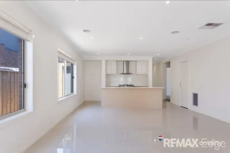 Property photo of 112 Haze Drive Point Cook VIC 3030