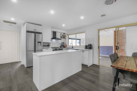 Property photo of 12 Storey Drive Pakenham VIC 3810