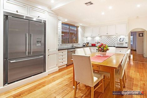 Property photo of 17 Lindenow Street Maidstone VIC 3012