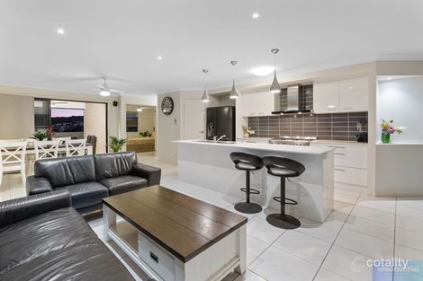 Property photo of 33 Burnett Drive Holmview QLD 4207
