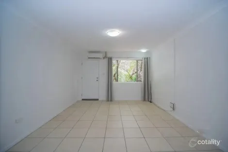 Property photo of 1/7 Deighton Road Dutton Park QLD 4102