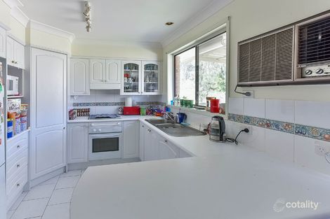 Property photo of 6 Bobuck Place St Helens Park NSW 2560