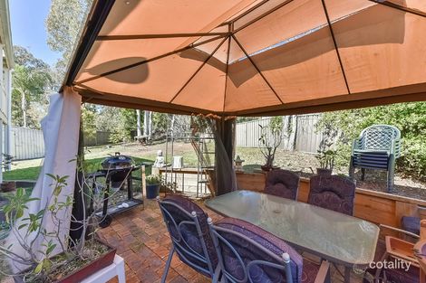 Property photo of 6 Bobuck Place St Helens Park NSW 2560